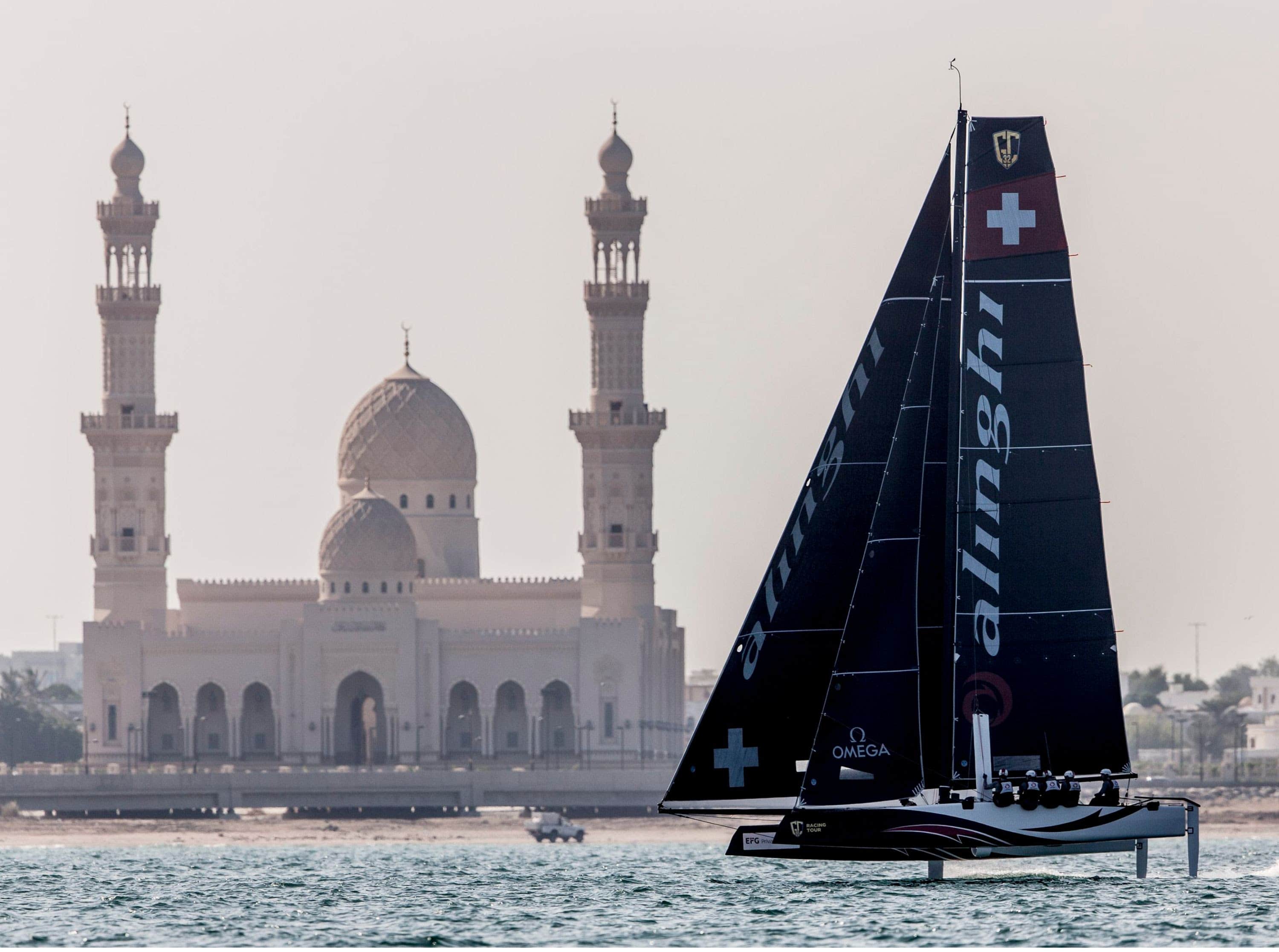 Alinghi vs Oman Air, si rinnova la sfida al GC32 Tour