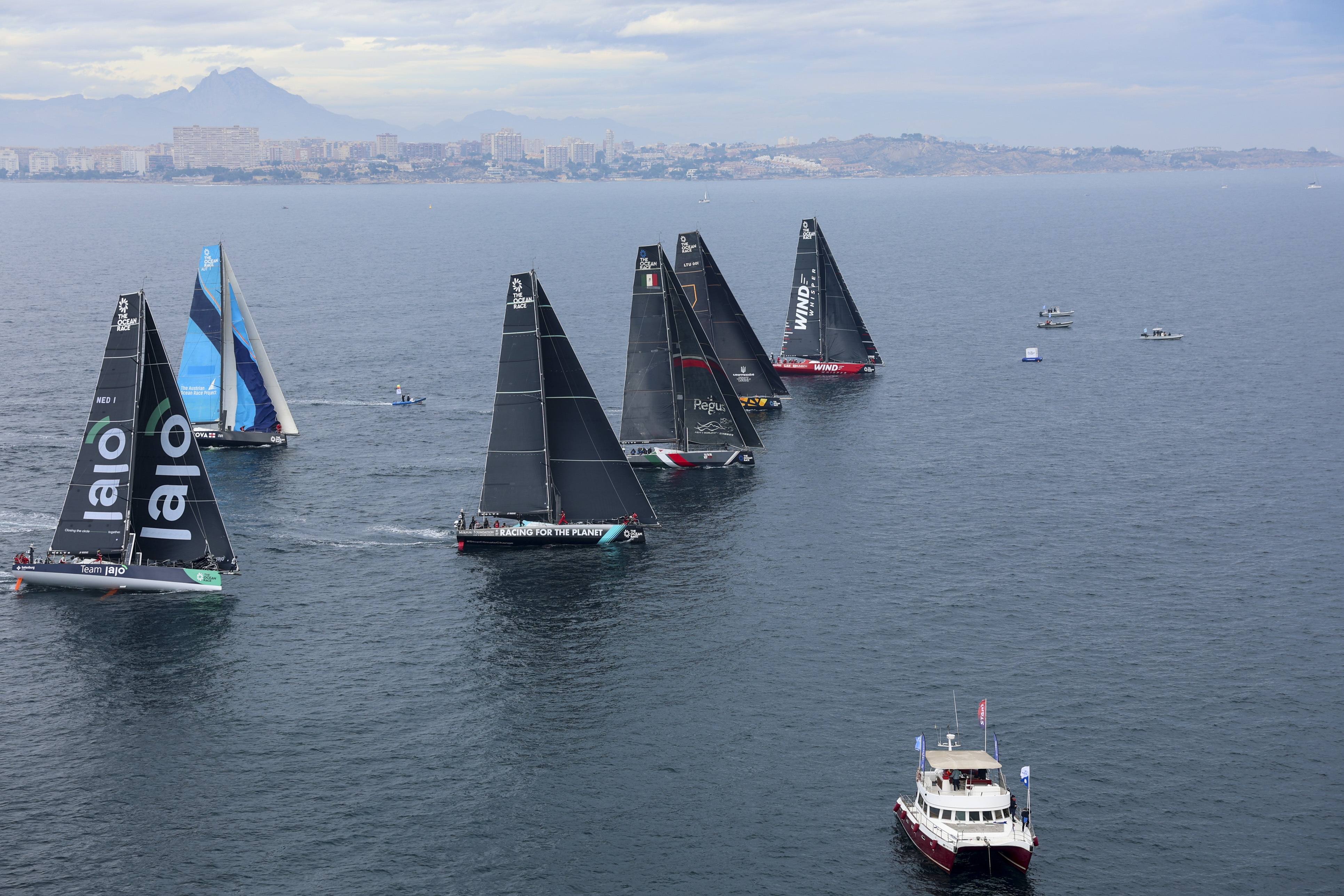 The Ocean Race: le Inport race di Alicante vanno a Team Malizia (Imoca) e a WindWhisper (VO65), i video