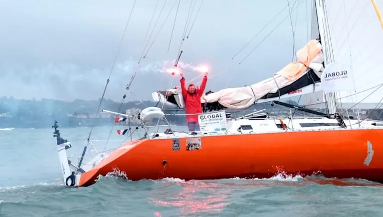 Philippe Delamare ha vinto il Global Solo Challenge dopo 147 giorni di mare